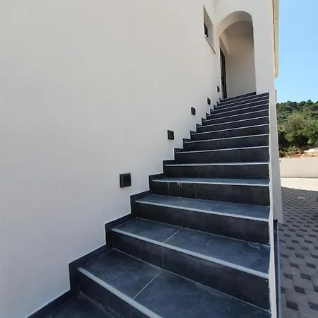 Apartment Palace Deluxe Trogir